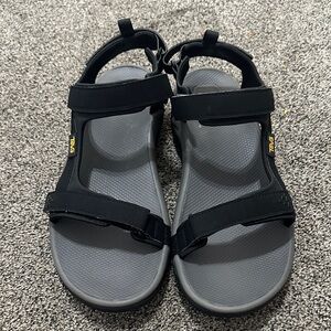 Teva Men's Meacham River Sandal in black Sz 13